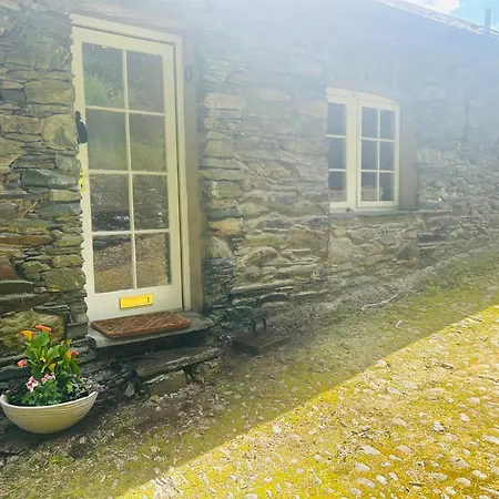 Croft Courtyard,