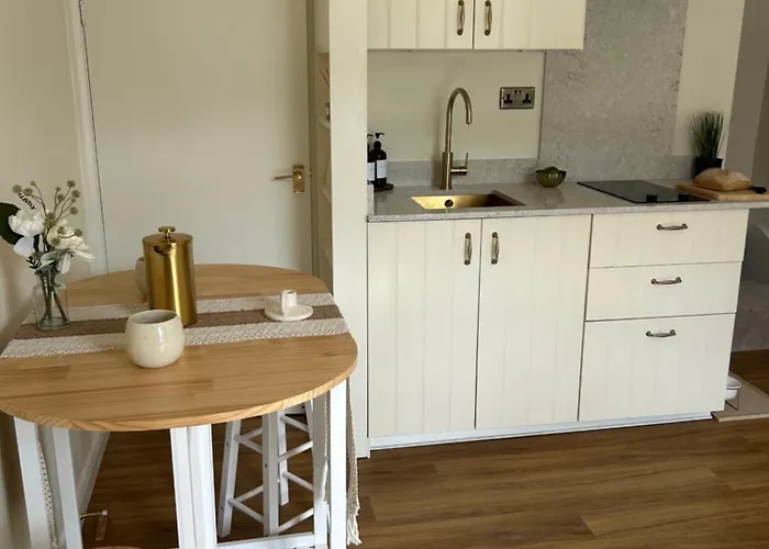 Croft Courtyard, Lägenhet